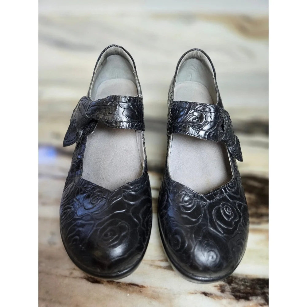 Alegria ELL-541 Black Leather Floral Embossed Mary Jane Wedge Shoes Womens 38